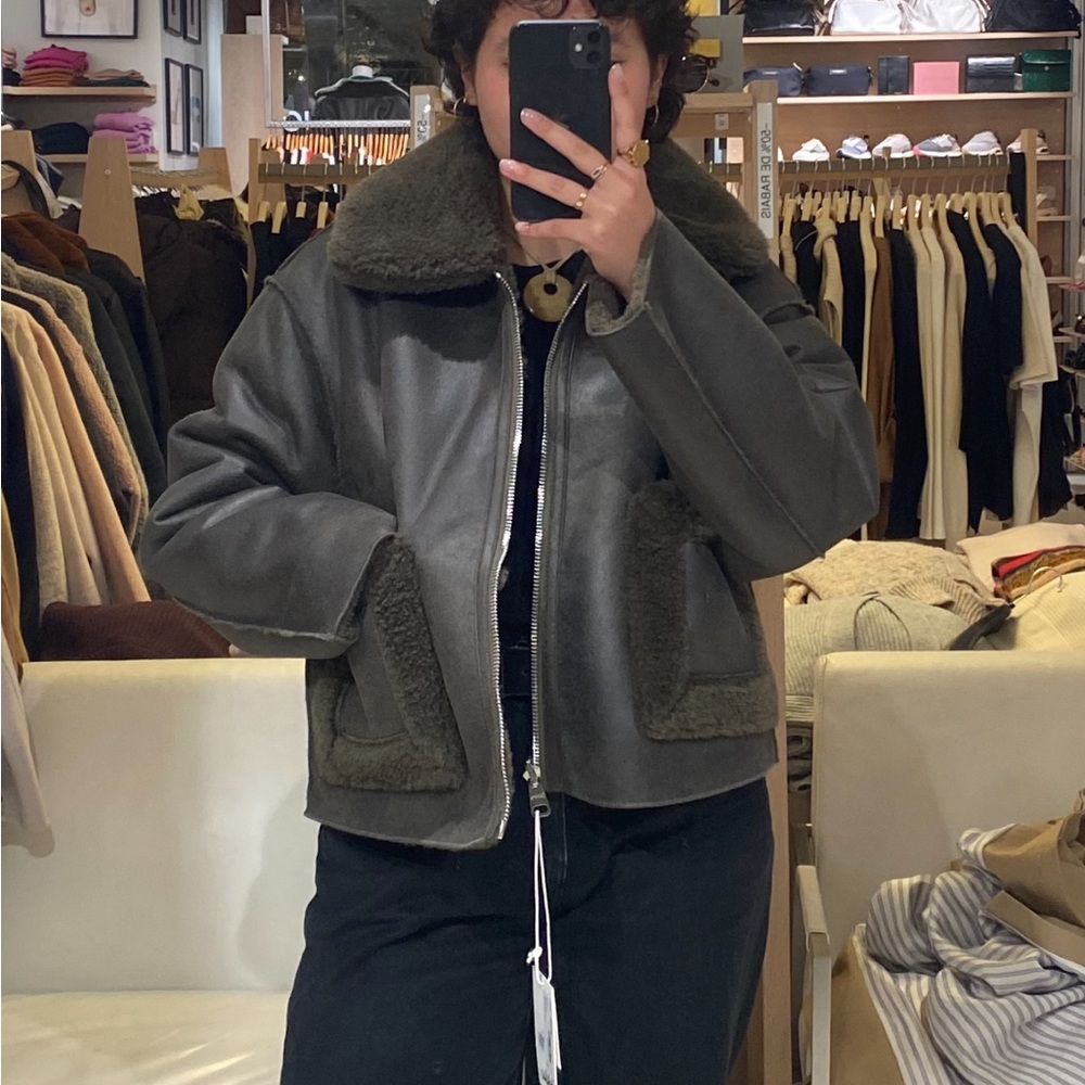 Dark Olive reversible Shearling-Bomber Jacket - VERA from Jakke